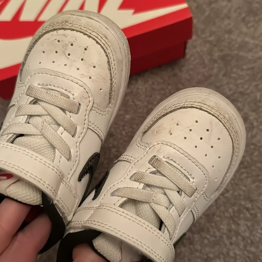 Nike Court Borough Low 2 SE